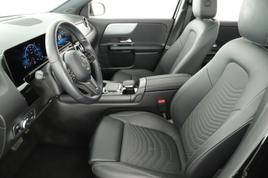 Mercedes-Benz GLA - 2023
