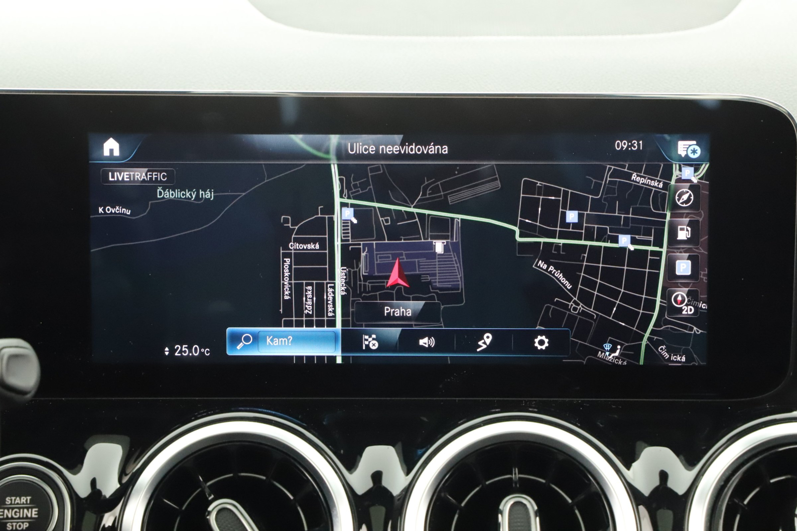 Mercedes-Benz GLA - 2023