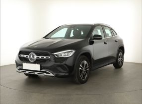 Mercedes-Benz GLA - 2023