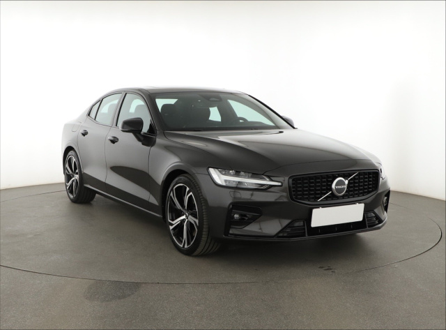 Volvo S60 2024