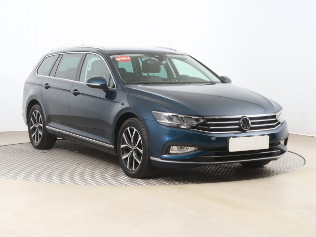 Volkswagen Passat 2022