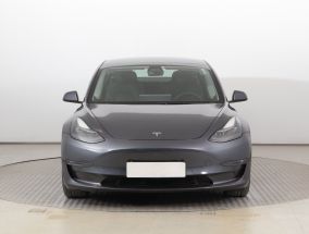 Tesla Model 3 - 2021
