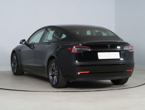 Tesla Model 3 - 2021