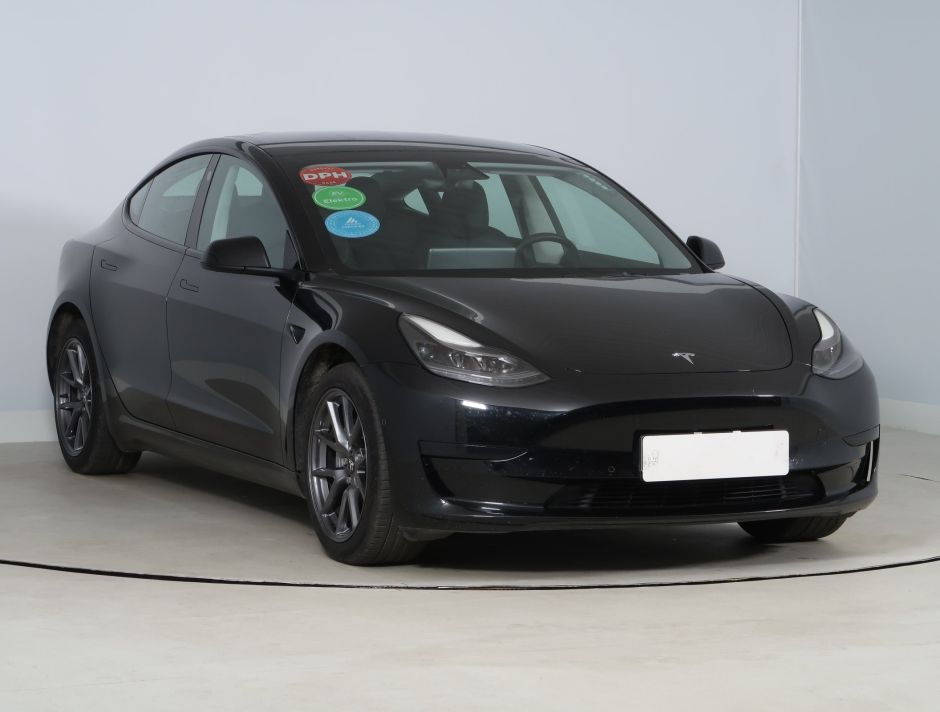 Tesla Model 3 - 2021