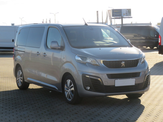 Peugeot Traveller