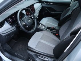 Škoda Octavia - 2024