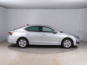 Škoda Octavia - 2024