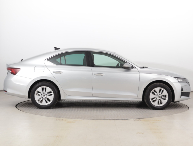 Škoda Octavia - 2024