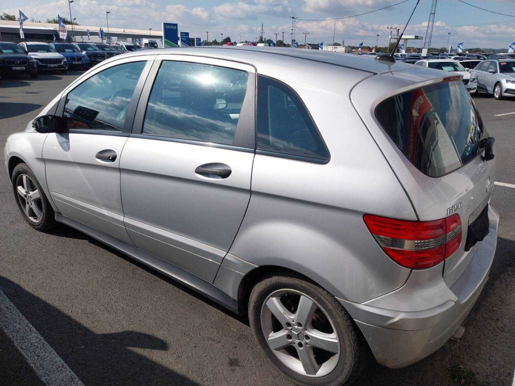 Mercedes-Benz B