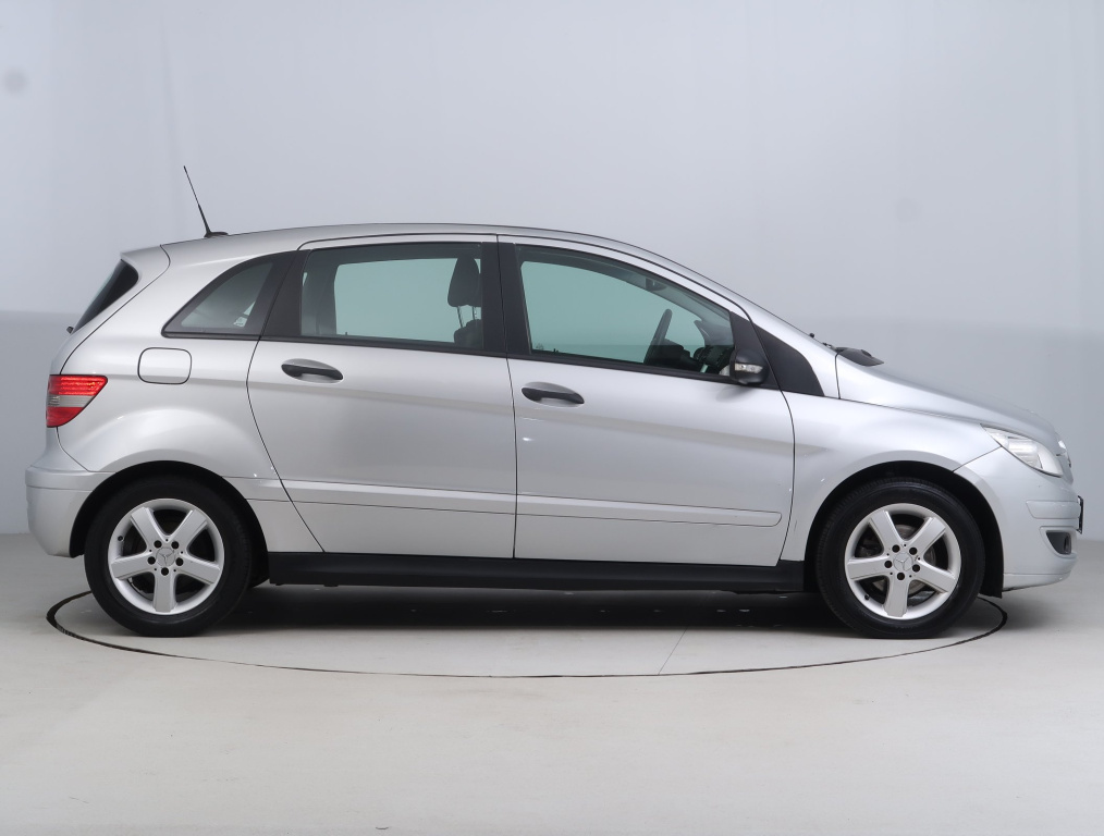 Mercedes-Benz B