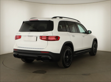 Mercedes-Benz GLB - 2026