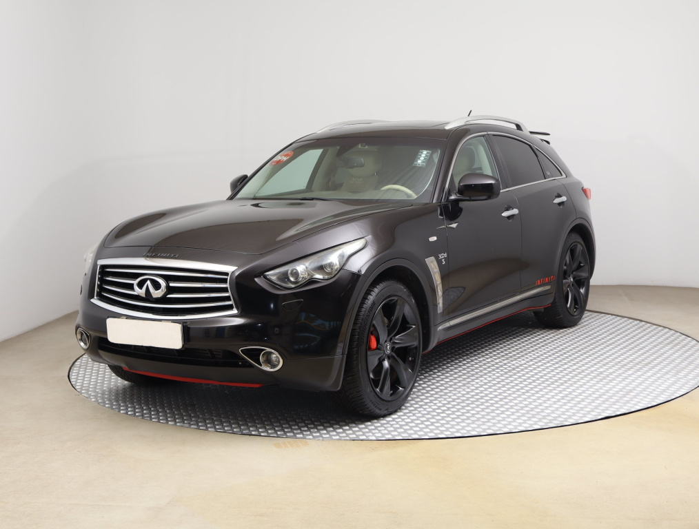 Infiniti QX70