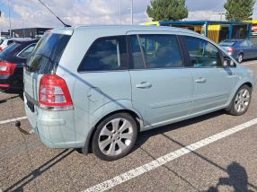 Opel Zafira - 2009