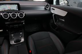 Mercedes-Benz CLA - 2022