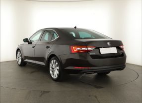 Skoda Superb - 2019