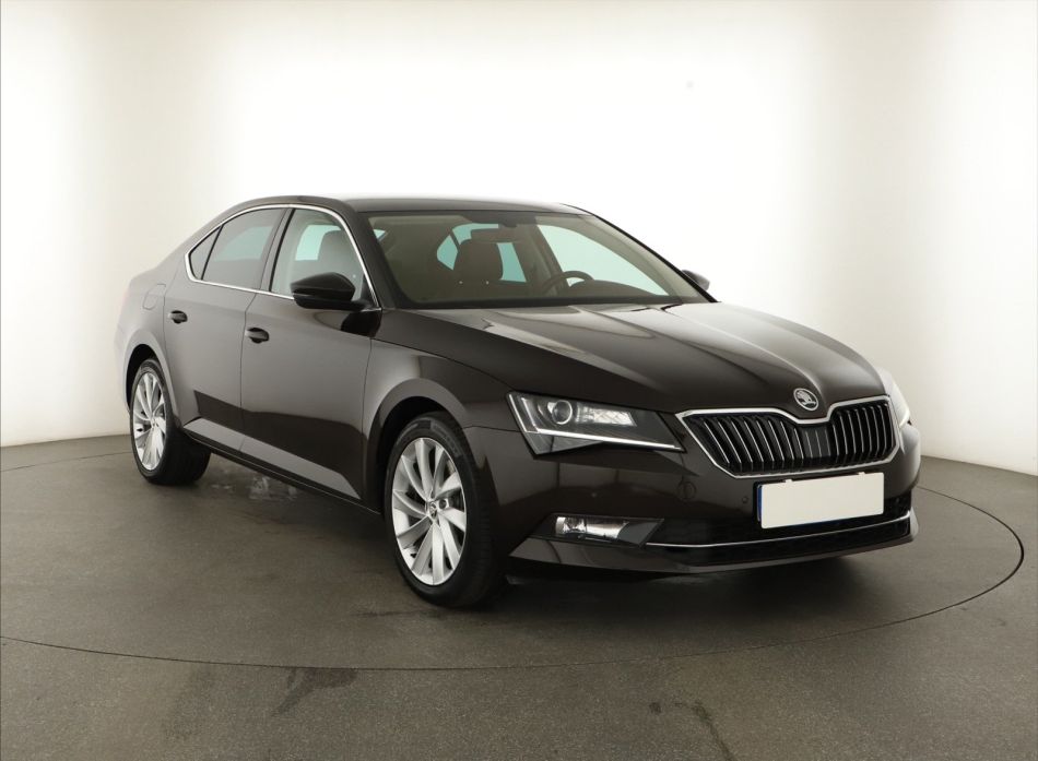 Skoda Superb - 2019