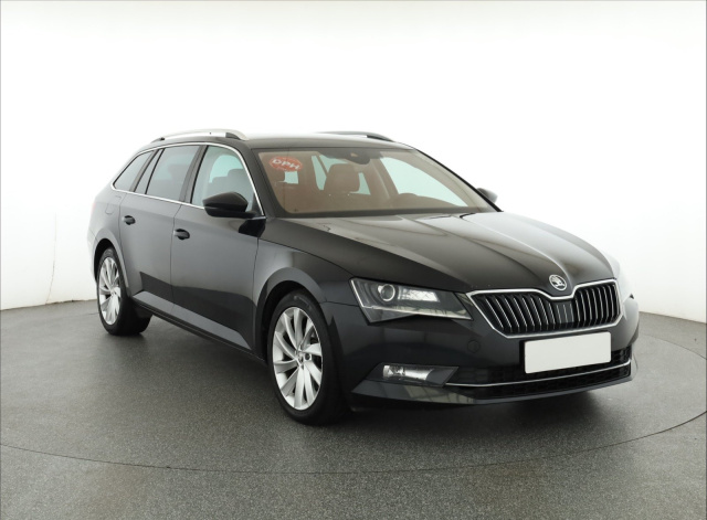 Škoda Superb 2015