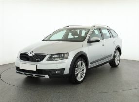 Skoda Octavia Scout - 2016