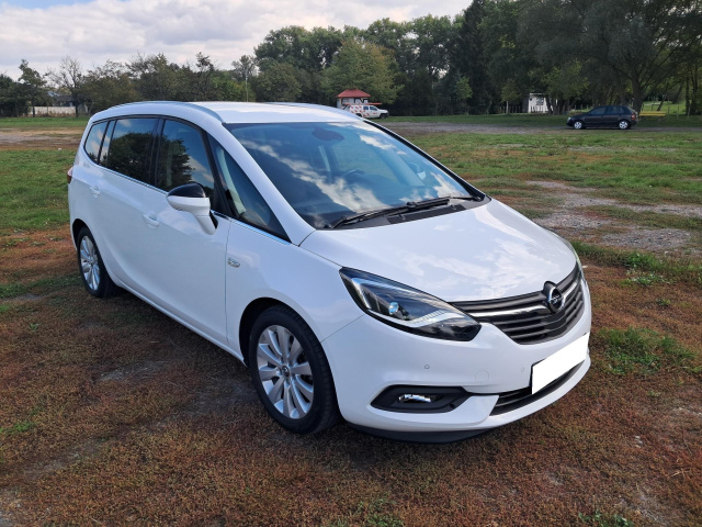 Opel Zafira 2019