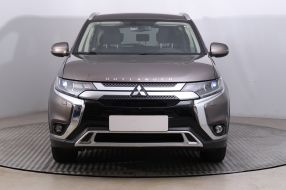 Mitsubishi Outlander - 2019