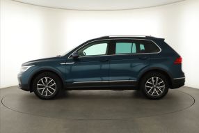 Volkswagen Tiguan - 2022