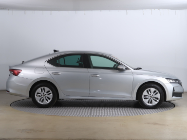 Škoda Octavia - 2024