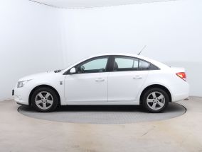 Chevrolet Cruze - 2011