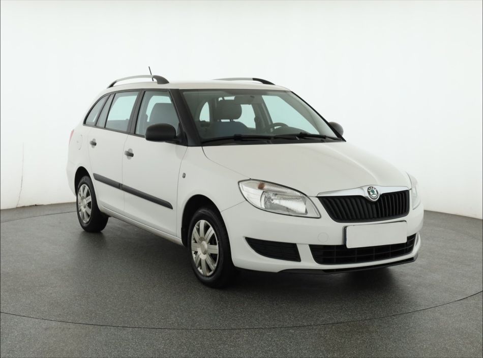 Skoda Fabia - 2011