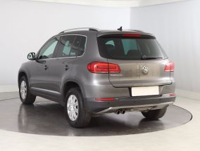 Volkswagen Tiguan - 2014