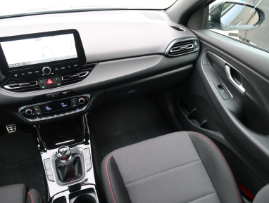 Hyundai i30 Fastback - 2025