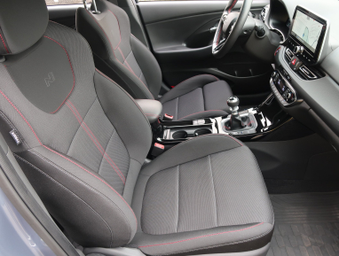 Hyundai i30 Fastback - 2025