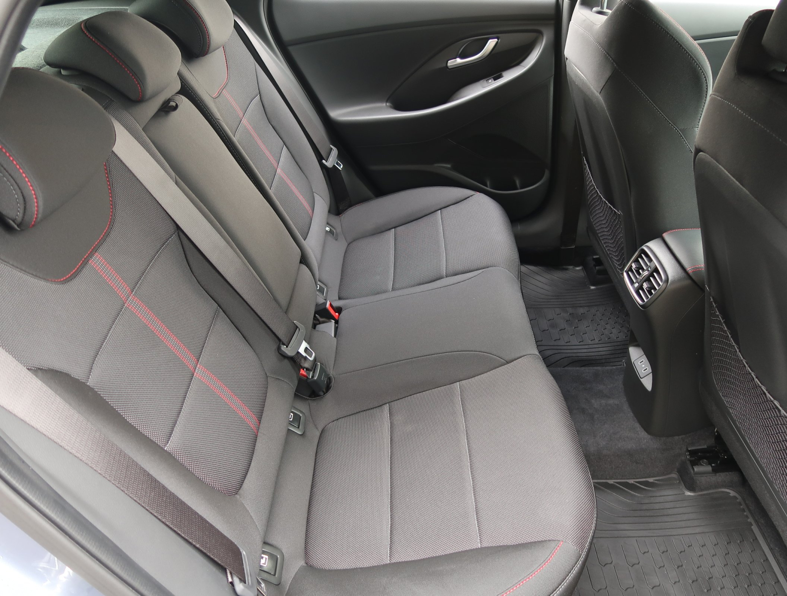 Hyundai i30 Fastback - 2025