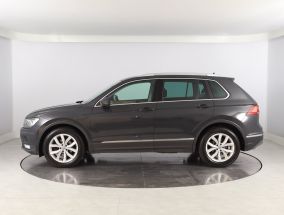 Volkswagen Tiguan - 2017