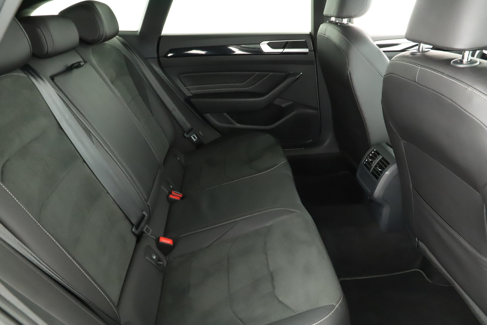 Volkswagen 206 - 2023