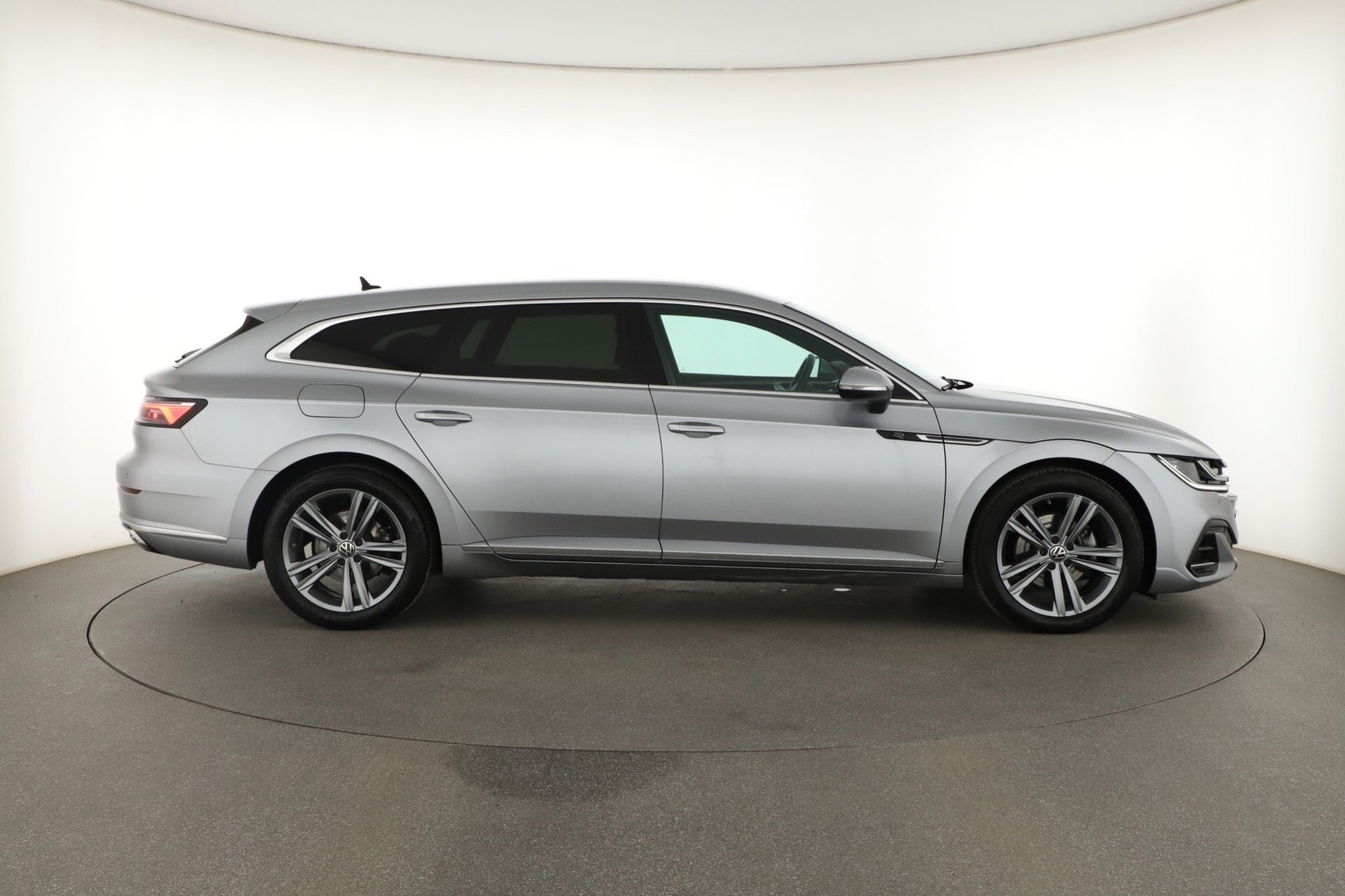 Volkswagen Arteon - 2023