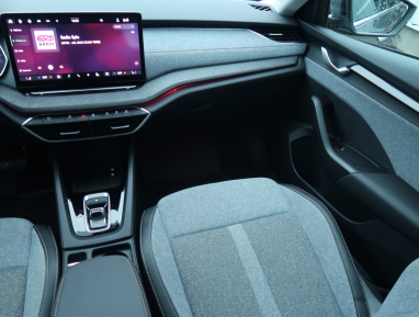 Škoda Octavia - 2024