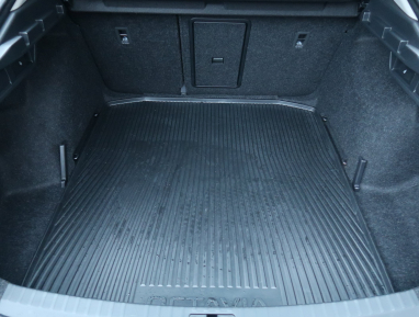 Škoda Octavia - 2024