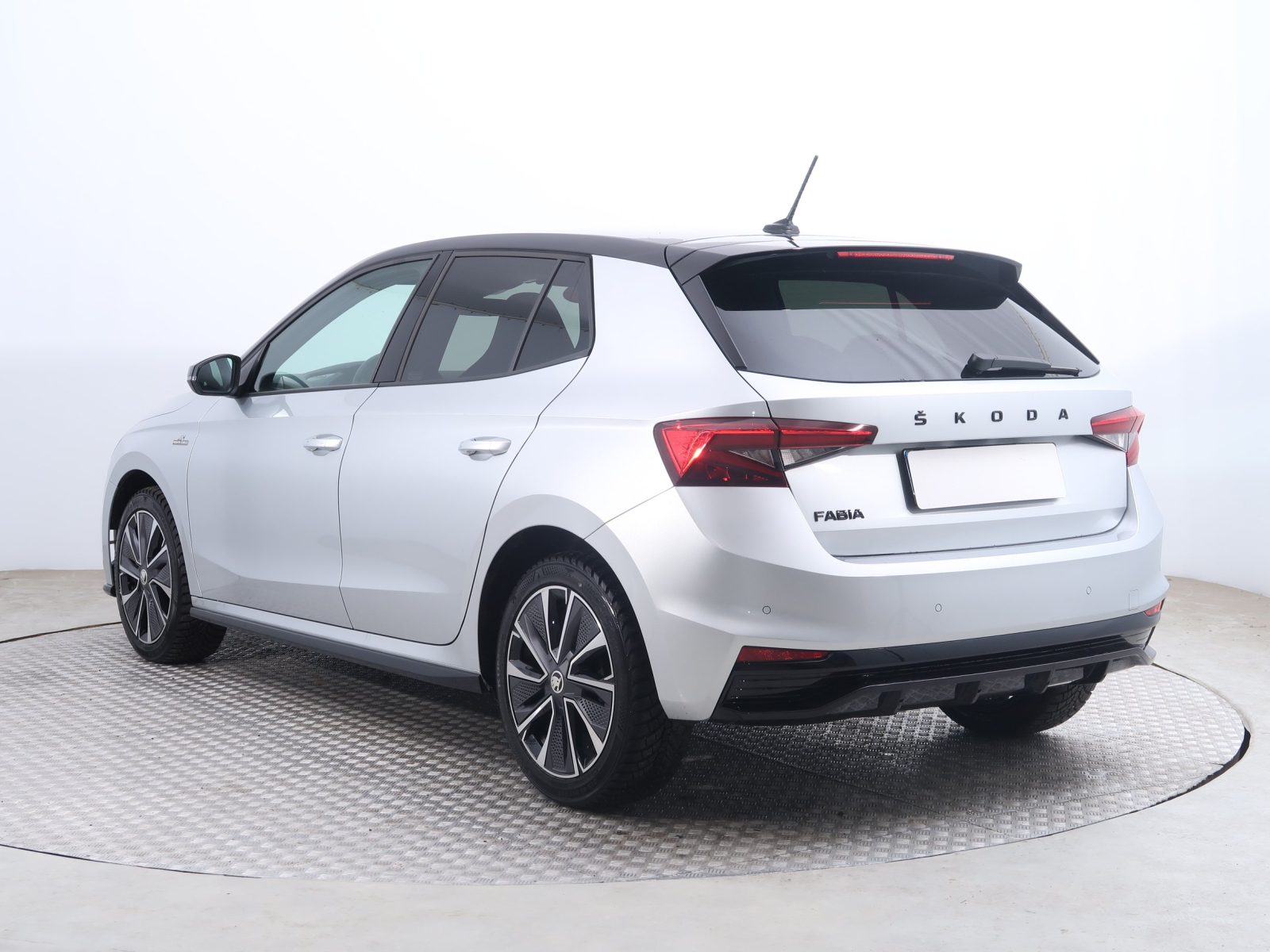 Škoda Fabia - 2023