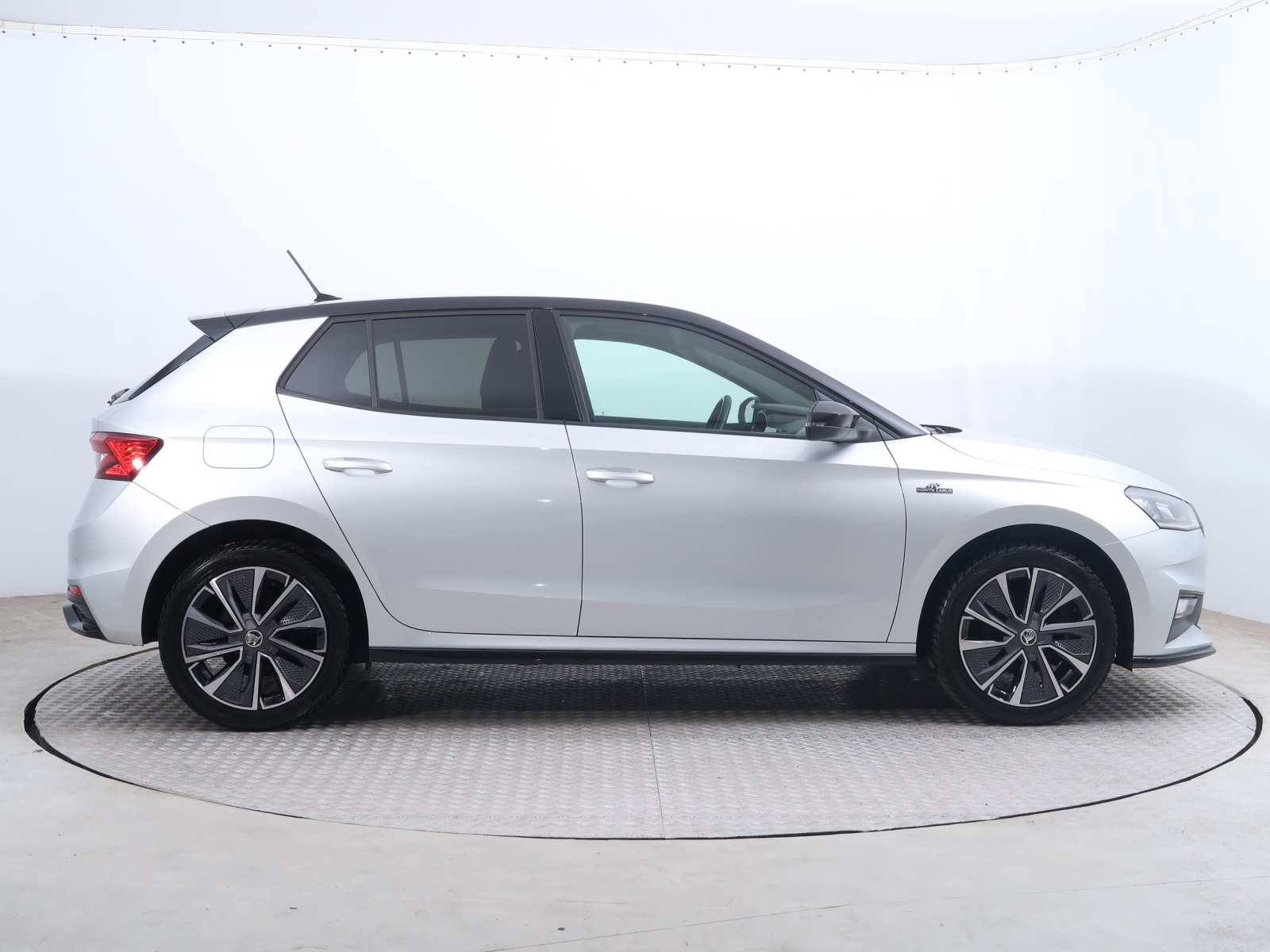 Škoda Fabia - 2023