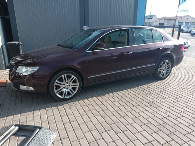 Škoda Superb 2008