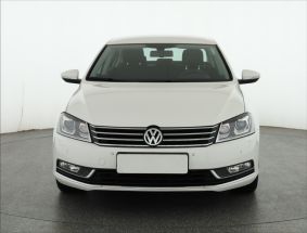 Volkswagen Passat - 2014