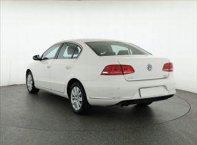 Volkswagen Passat - 2014