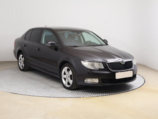 Škoda Superb 2013