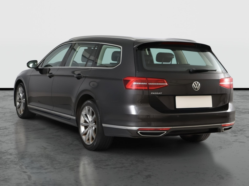 Volkswagen Passat, 2018