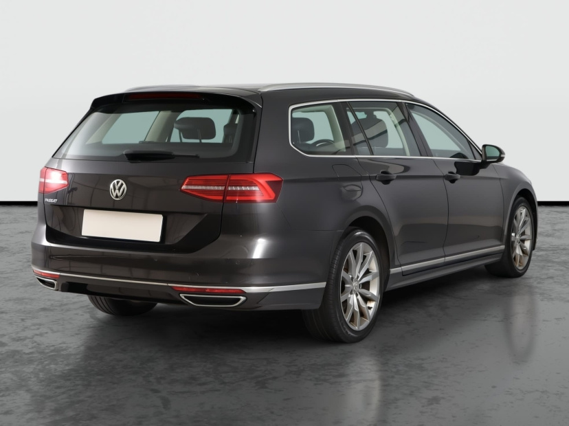Volkswagen Passat, 2018
