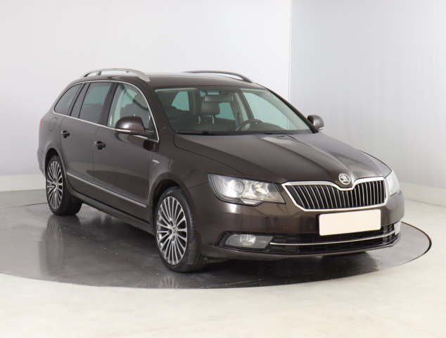 Škoda Superb 2013