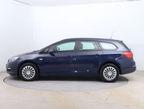 Opel Astra - 2015