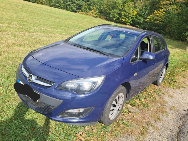 Opel Astra 2015