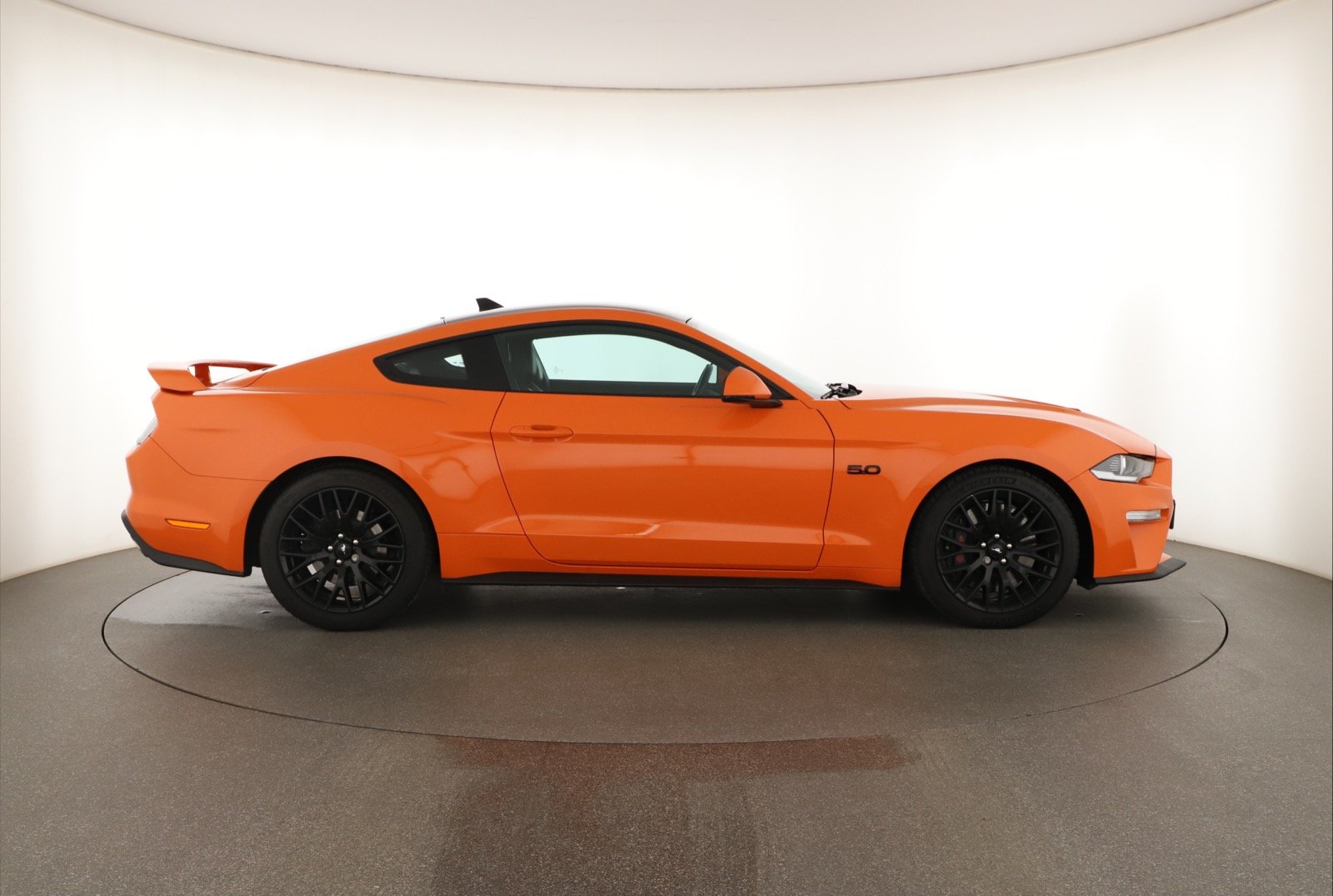 Ford Mustang - 2022