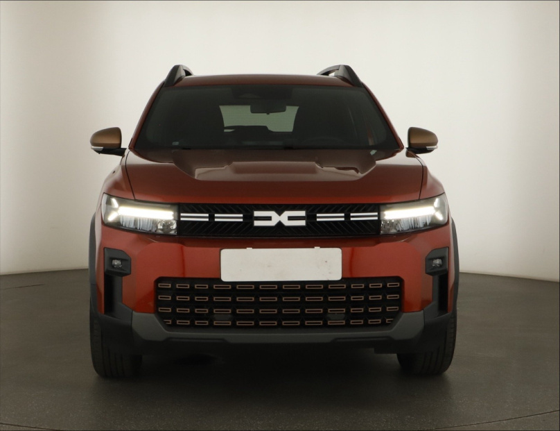 Dacia Bigster, 2025
